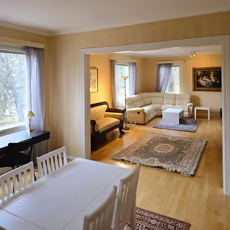 Room's House 9 200m2 *