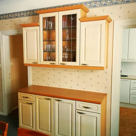 Room's House 9 200m2 * Rauma