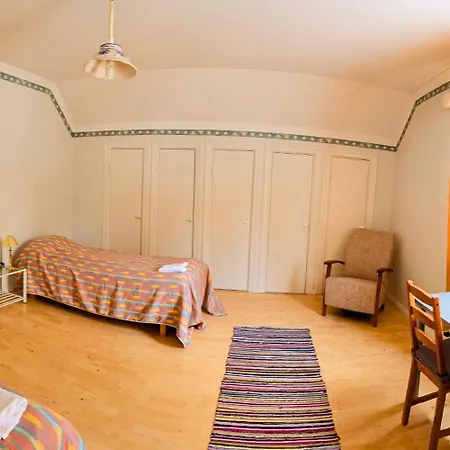 Room's House 9 200m2 *