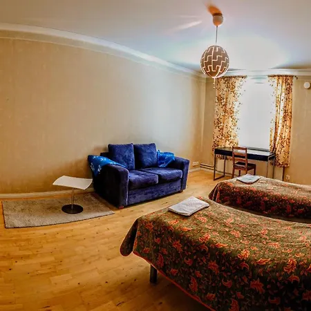 Huoneisto Room's House 9 200m2 *