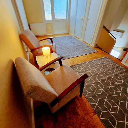 Room's House 9 200m2 Huoneisto Rauma